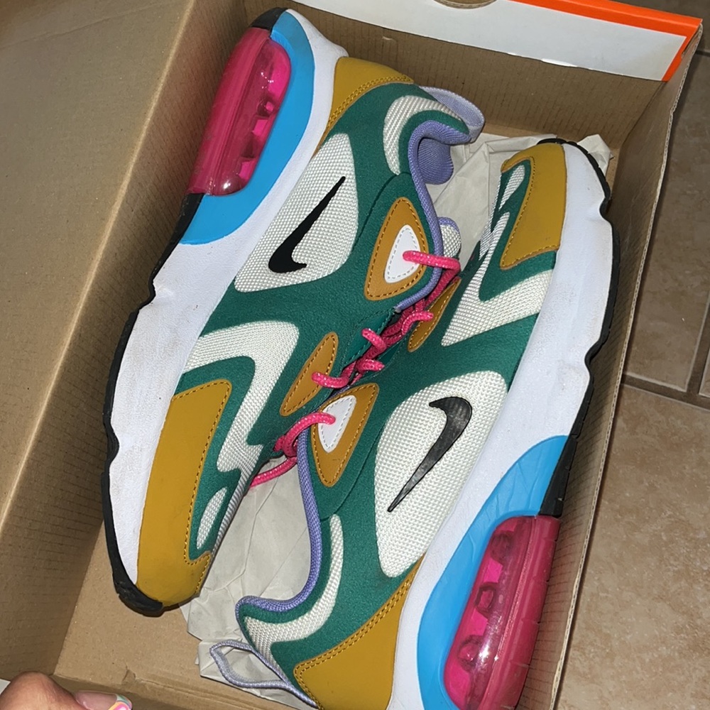 Womens Nike Renew Lucent